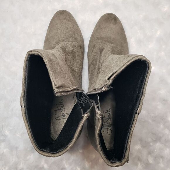 Life Stride 9.5M Yesterday faux suede grey ankle bootie casual everyday office - Picture 5 of 10